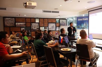 【XM外汇市场分析】:XM菲律宾城市巡回投教活动圆满落幕,立体教学赋能投资者科学决策(图3) 【XM外汇市场分析】:XM菲律宾城市巡回投教活动圆满落幕,立体教学赋能投资者科学决策(图3)